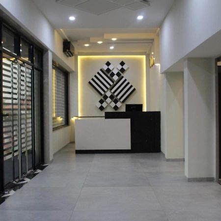 Ixoras Hotel คินชาซา ภายนอก รูปภาพ