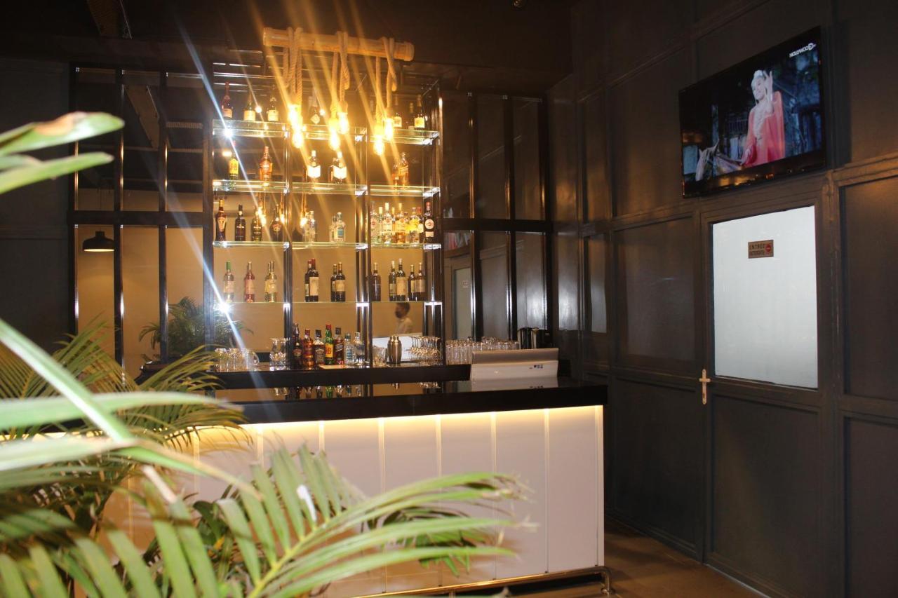 Ixoras Hotel คินชาซา ภายนอก รูปภาพ